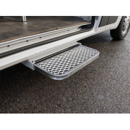 Marchepied latéral rétractable 640x250 métal déployé Toyota Proace Max L3H2