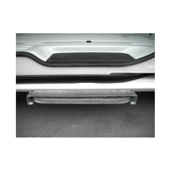 Marchepied latéral rétractable 640x250 tôle alu. Damier Toyota Proace Max L3H2