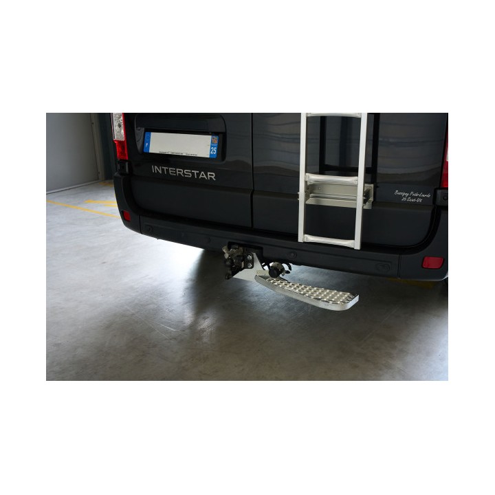 Marchepied arrière fixe de ferrure d'attelage 680X165 DROITE Renault Master XDD L3H2