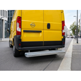 Marchepied arrière fixe sans ferrure d'attelage 1300X200 OPEL Movano L2H1