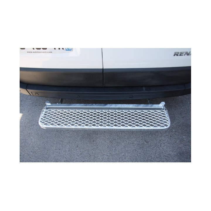 Marchepied arrière relevable sans attelage sans radar de recul 1200x200 FORD Transit 2T L2H3