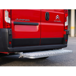 Marchepied arrière relevable sans attelage sans radar de recul 1200x200 Citroën Jumper L1H2