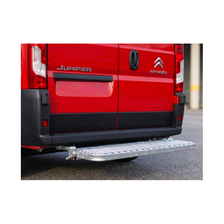 Marchepied arrière relevable sans attelage sans radar de recul 1200x200 Citroën Jumper L4H2