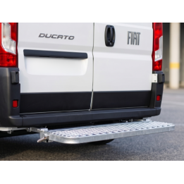 Marchepied arrière relevable sans attelage sans radar de recul 1200x200 FIAT Ducato CH1