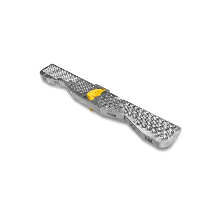Marchepied arrière de ferrure 1400x175 avec partie centrale escamotable (4 trous) RENAULT Trafic III L1H1